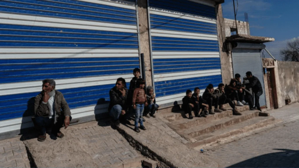 SAWRAN, SYRIA - FEBRUARY 10: Locals are seen in the streets after 7.8-magnitude earthquake hit the region in the town of Sawran, Syria, Friday, February 10, 2023.(Photo by Salwan Georges/The Washington Post) © Salwan Georges/The Washington Post