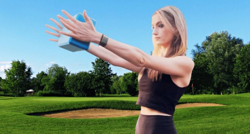 Three times a week, do this one-minute exercise to avoid a common golf injury.