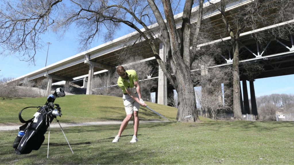 A player in Toronto, Ontario, at the Don Valley golf course.