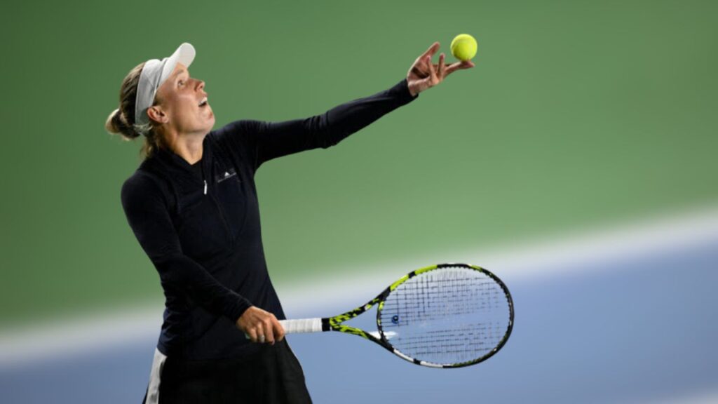 Against Orlando Ramirez, Caroline Wozniacki