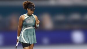 Naomi Osaka continues to dominate the first round of the Miami Open