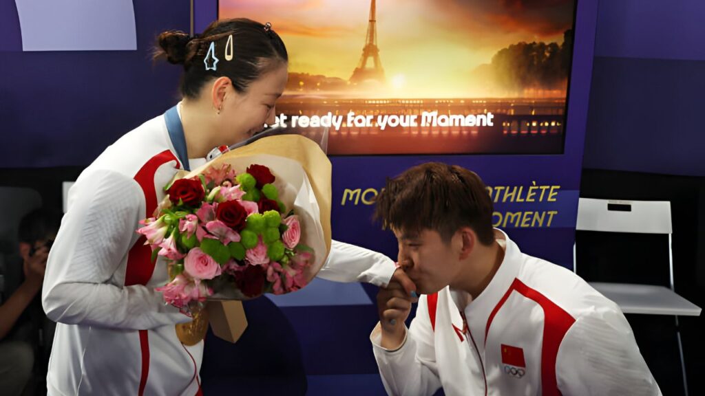 Chinese Olympic Badminton Player Says 'Yes' After Winning Gold Medal in Paris (Image: Getty Images)